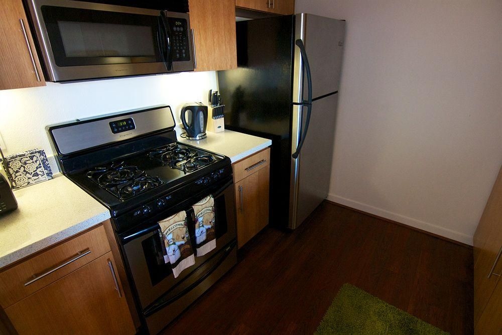 Pelican Residences3