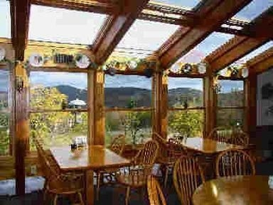 CASCADES LODGE1