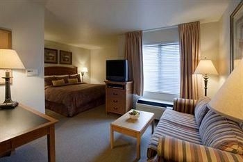 Extended Stay Deluxe Boston - Woburn3