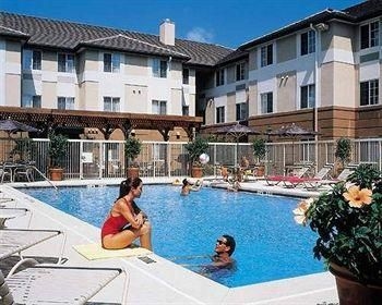 Extended Stay Deluxe Boston - Woburn1