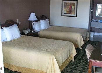Creekside Lands Inn3