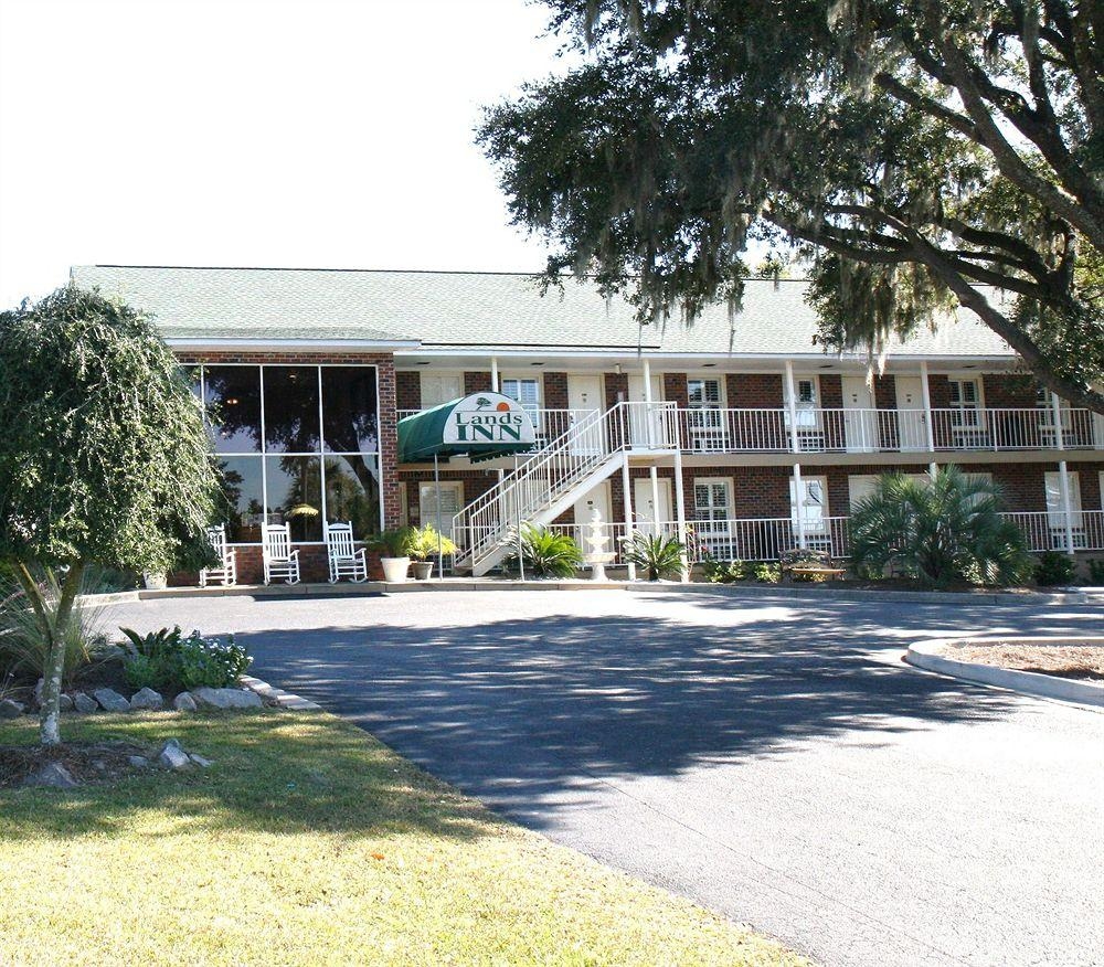 Creekside Lands Inn2