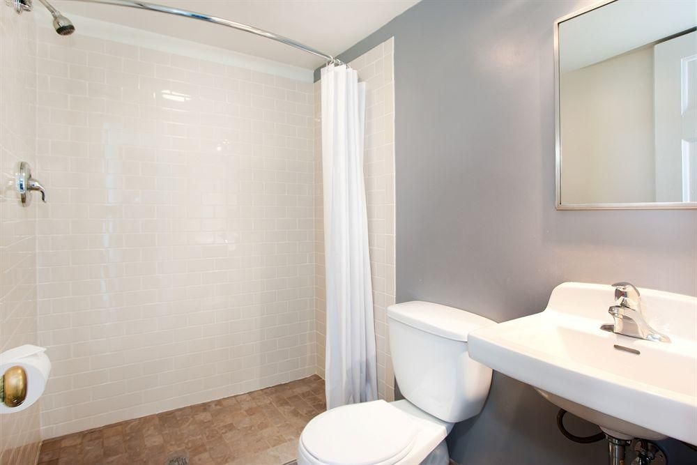 Chicago Getaway Hostel2