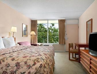 RAMADA RESORT AND CONFERENCE CENTER0