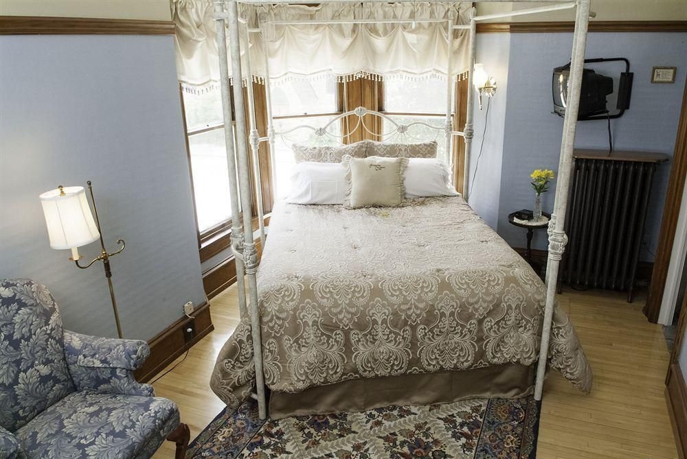 Franklin Street Inn, LLC1