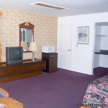 Townsman Motel3