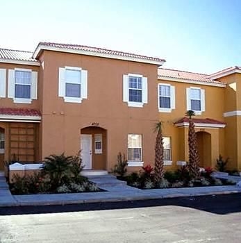Legacy Vacation Pool Homes4