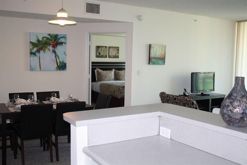 Miami Beach Intracoastal Apartments by Globe Quarters2