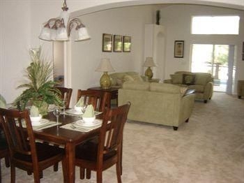 Columbus Vacation Villas2