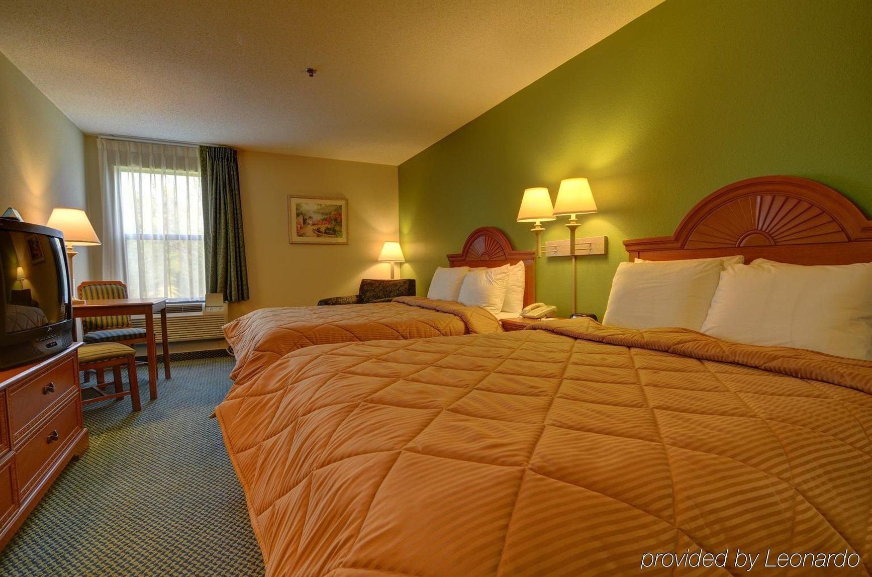 Inn at Clinton1