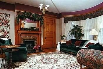 Franklin Victorian Bed & Breakfast3