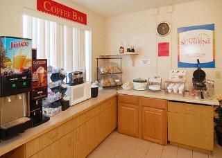 Comfort Inn Airport4
