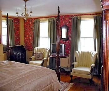 Pepper House Inn0