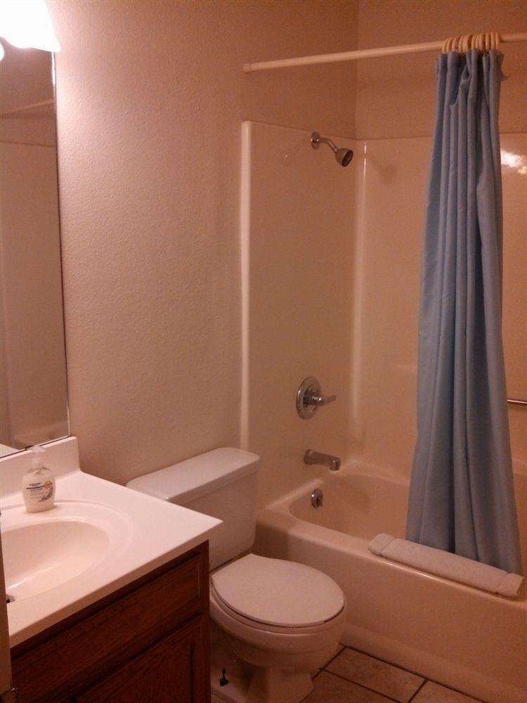 West Winds Lodge and Condos3