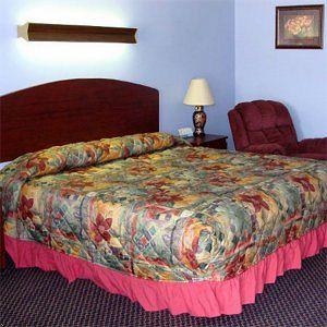 Colonial Inn1