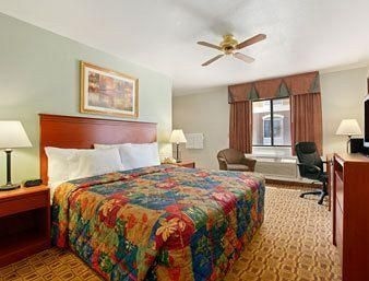 Days Inn Lamar0