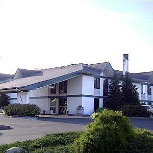 Riverbend Inn Post Falls1