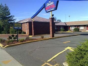 Starlite Motel2