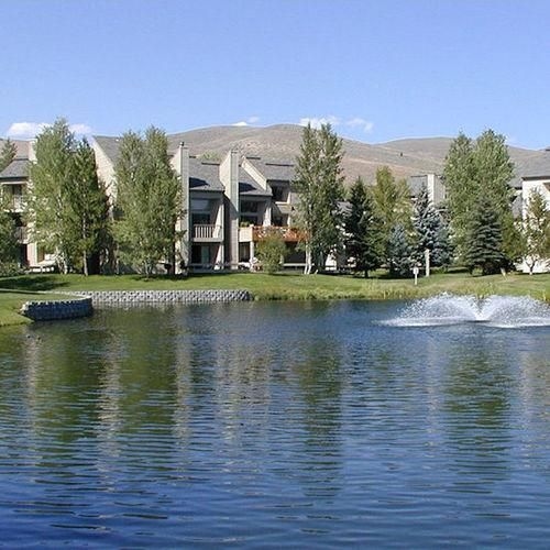 Elkhorn Village2