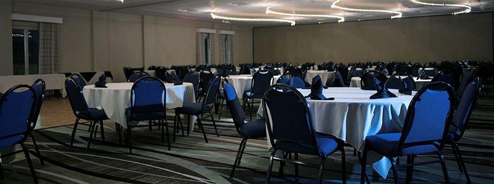 Hotel Marshfield2