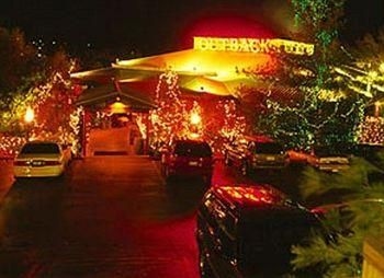 Outback Roadhouse Motel & Suites0