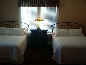 Pippin Drake Guest House4