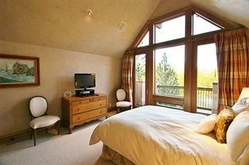 Owl Creek Homes2