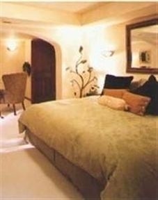 AVALON A LUXURY B AND B2
