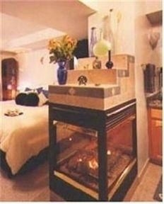 AVALON A LUXURY B AND B0