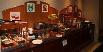 GuestHouse Inn & Suites Monroe3