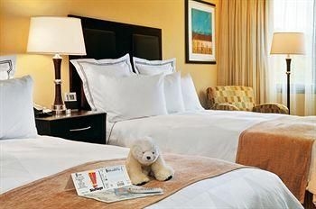 Radisson Hotel of Freehold3
