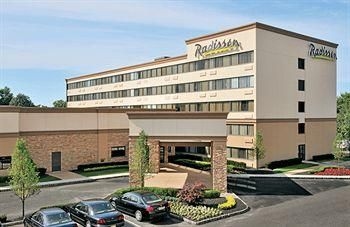 Radisson Hotel of Freehold1