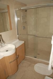 Las Olas Royal Beach Apartments4
