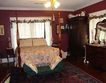 The Villa Bed and Breakfast1