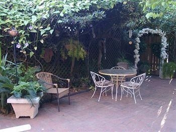 The Villa Bed and Breakfast4