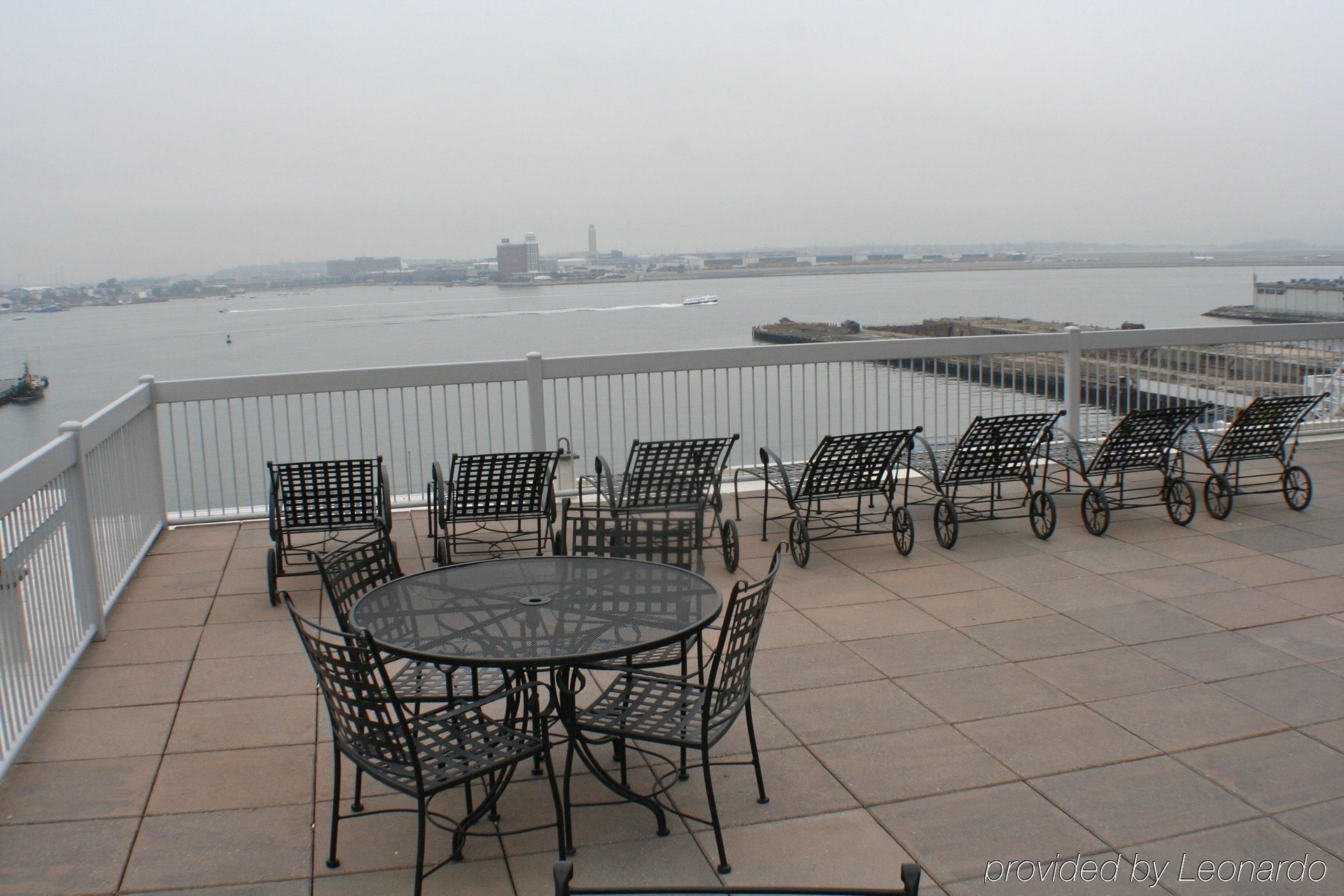 Park Lane Seaport Apartments by GSA0