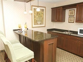 Holiday Inn Waterbury2