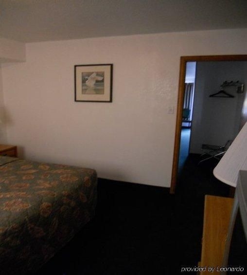 Silver Saddle Motel1