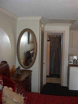 The B Inn3