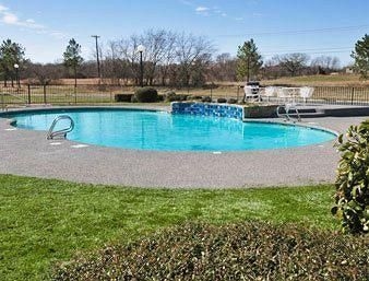 Days Inn Sulphur Springs4
