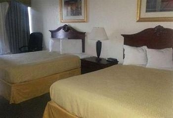 Days Inn Sulphur Springs1