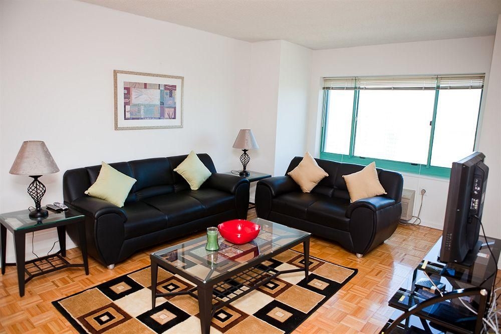 Newport Tower Suites1