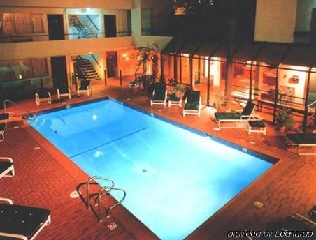 Stanford Terrace Inn4