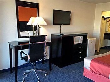 Motel 6 Leesville0