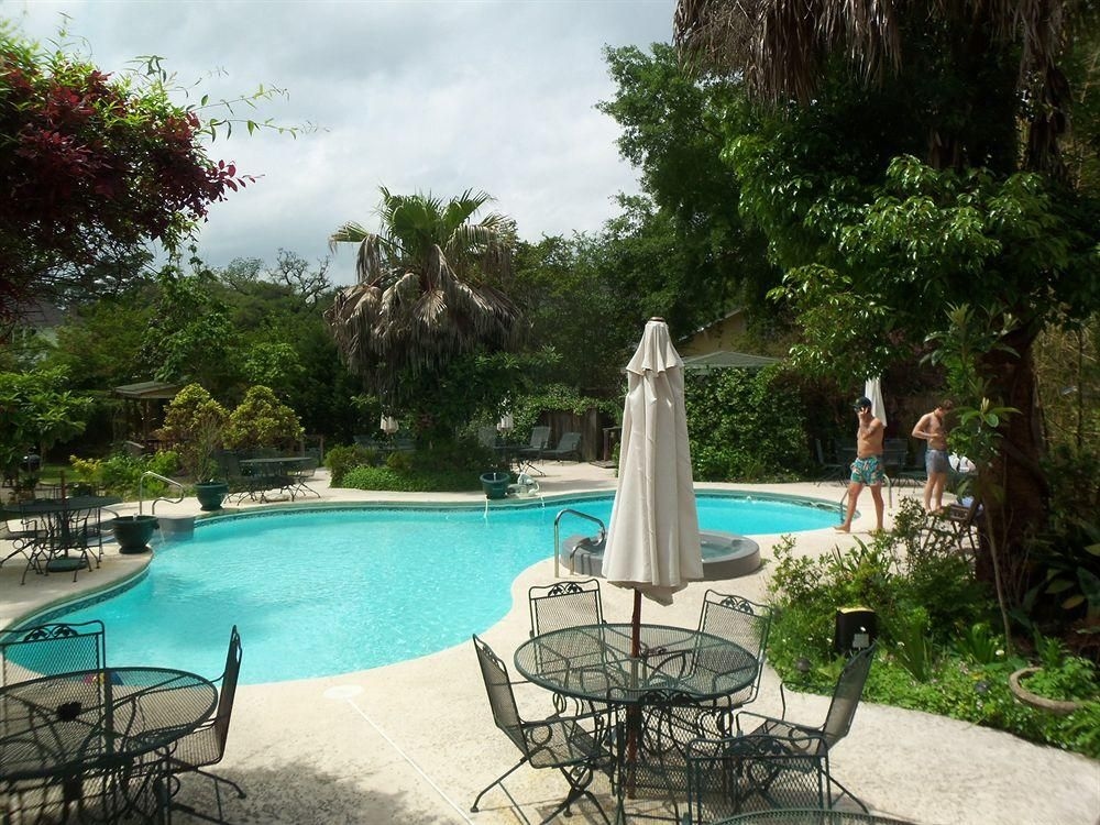 BERNEY FLY BED AND BREAKFAST4