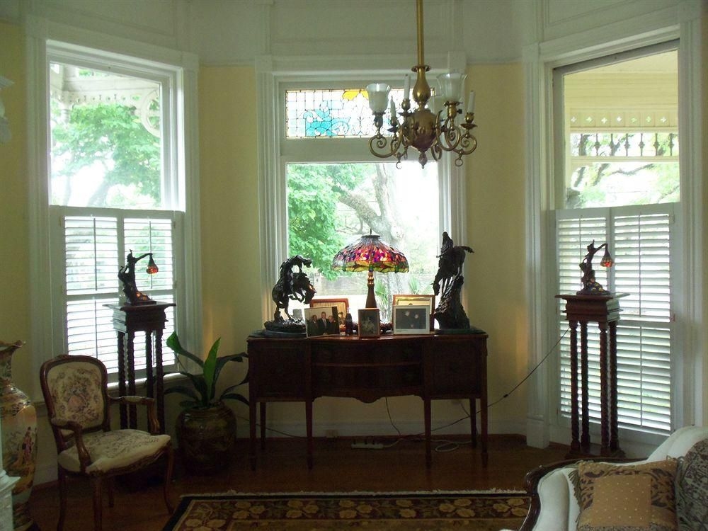 BERNEY FLY BED AND BREAKFAST2
