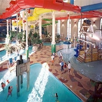 Caribbean Cove Hotel & Water Park3
