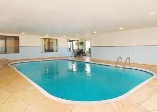 Comfort Suites2