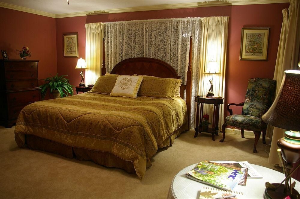 Brookside Mountain Mist Inn1