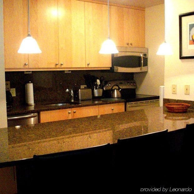 Lift One Condominiums1